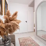 Amber Haven & Nordic Elegance ברטיסלאבה
